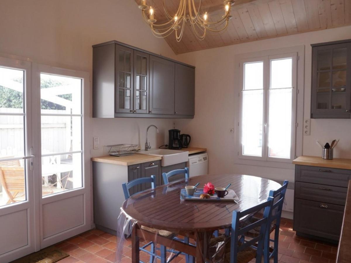 Maison De Plain-Pied Avec Cour, Proche Plage Et Commerces - 4 Couchages, Noirmoutier-En-L'Ile - Fr-1-224B-675 Exterior foto